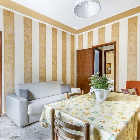 Casa Vacanza Paradise Vicino Cefalu Con Servizio Di Piscina A 3 Chilometri Lägenhet Campofelice Di Roccella Exteriör bild